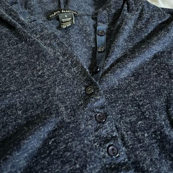 Vintage Y2K Navy Blue Gray Henley Long Sleeves with Hoodie from Urban Behavior - Picture 3 of 7